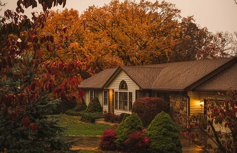 Why Fall Is One of the Best Times for Roof Rejuvenation in Northeast Ohio